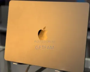 New Laptop Apple MacBook Air 2022 M2 8GB Intel Core M2 SSD 256GB