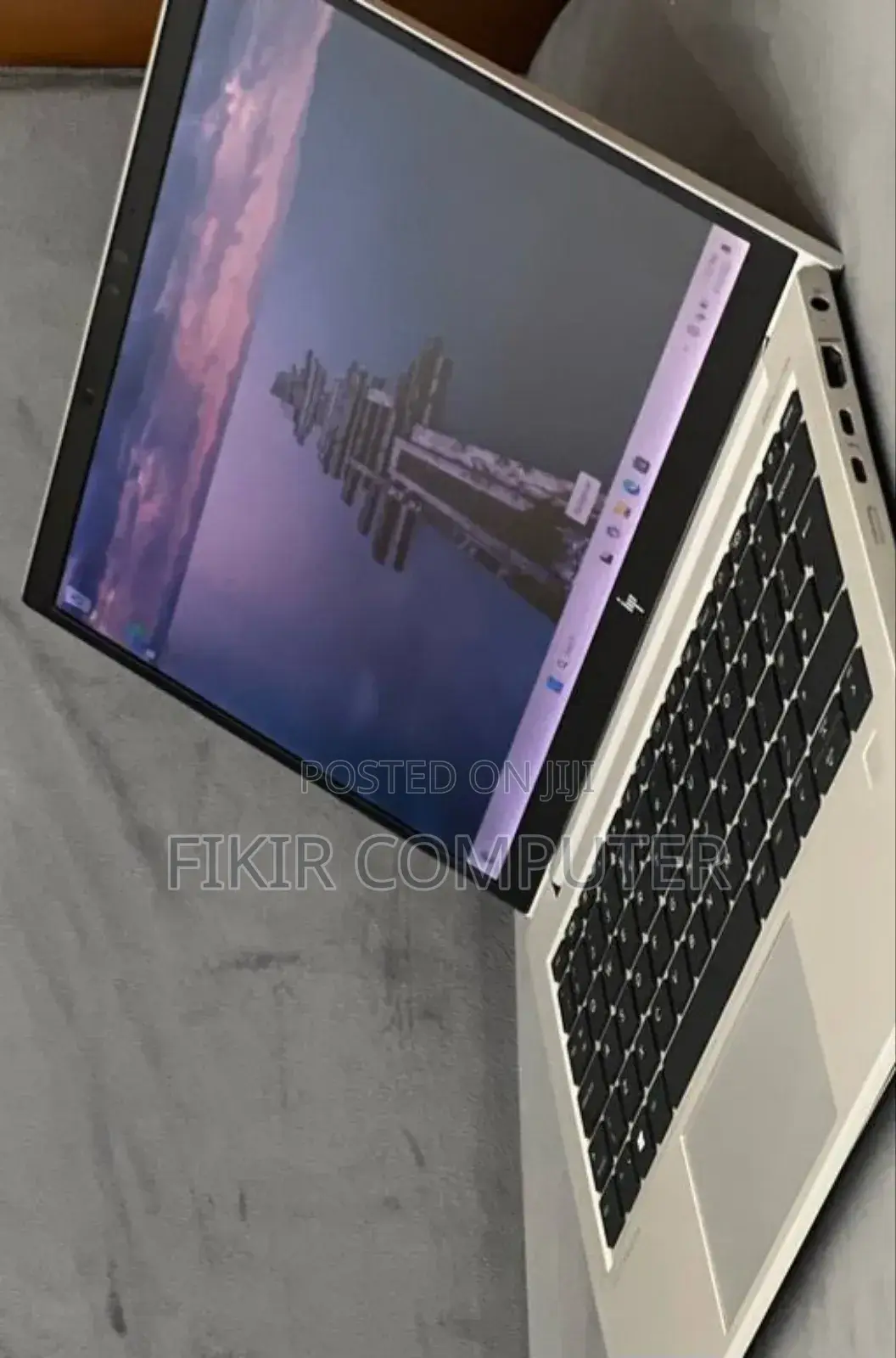 New Laptop HP EliteBook 830 G7 16GB Intel Core I7 SSD 512GB