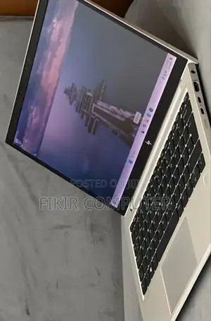 New Laptop HP EliteBook 830 G7 16GB Intel Core I7 SSD 512GB