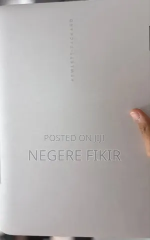 New Laptop HP Spectre X360 8GB Intel Core i7 SSD 512GB