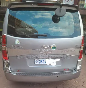Photo - Hyundai Starex 2014 Silver