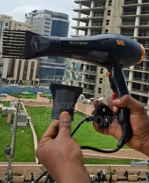 Photo - Milinda Professional Hair Drayer (ለቤት ውስጥና ለስራ የሚሆን)