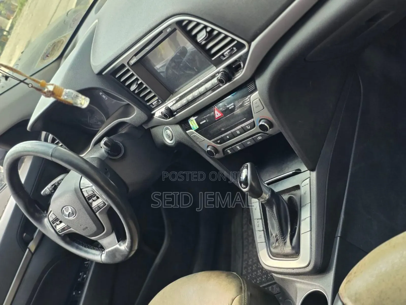 Hyundai Avante 2017 Gray