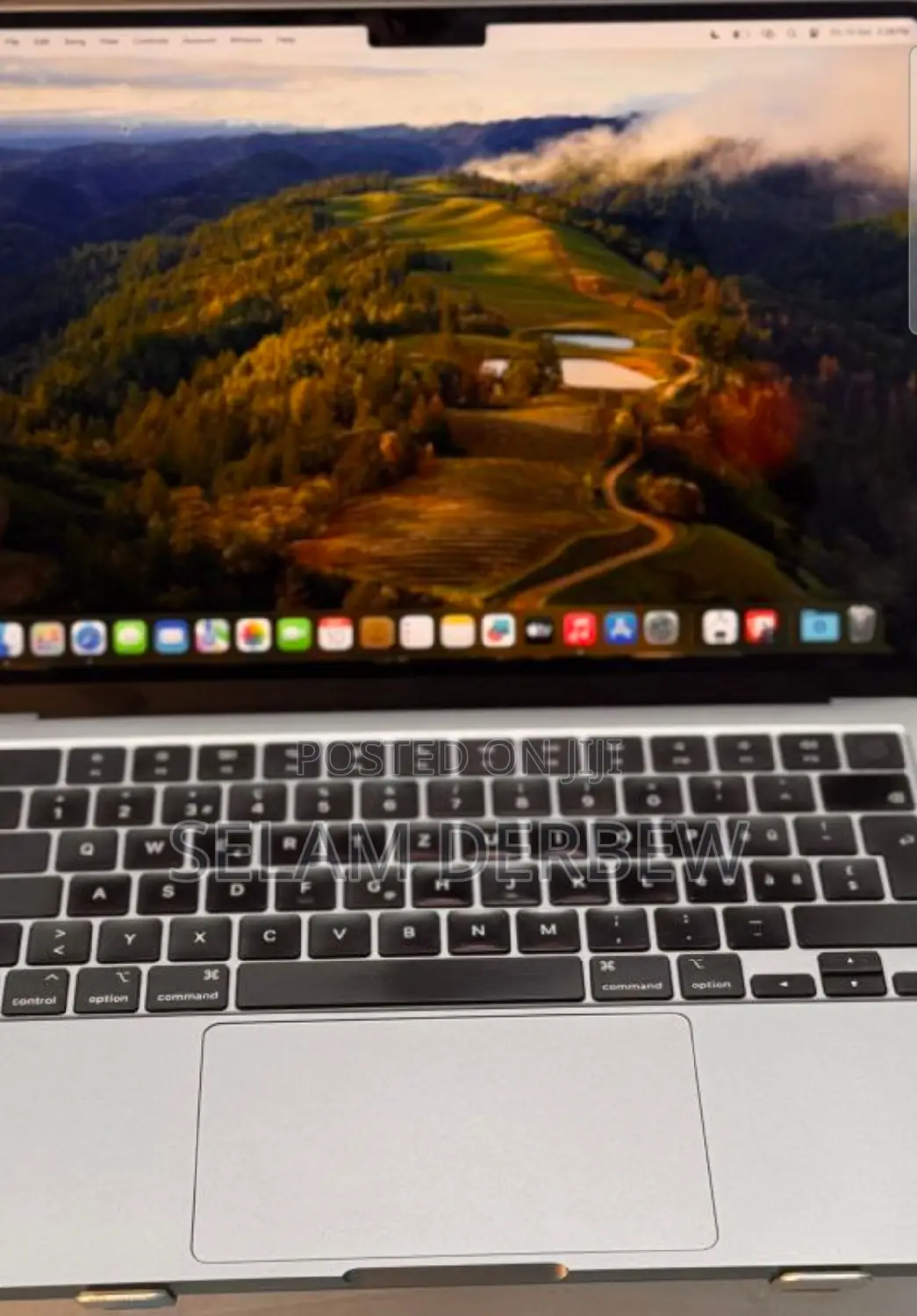 New Laptop Apple MacBook Air 2022 M2 8GB Apple M2 SSD 256GB