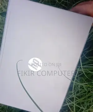 New Laptop HP Pavilion 11 16GB Intel Core i7 SSD 512GB