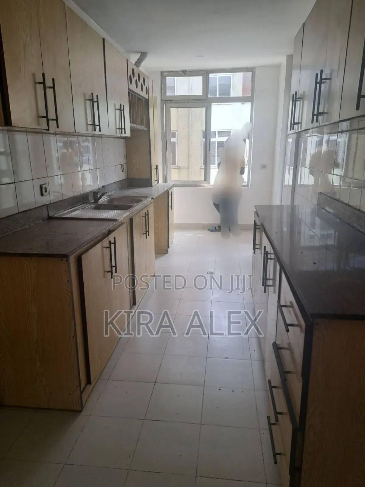 Furnished 4bdrm Apartment in Bole for sale