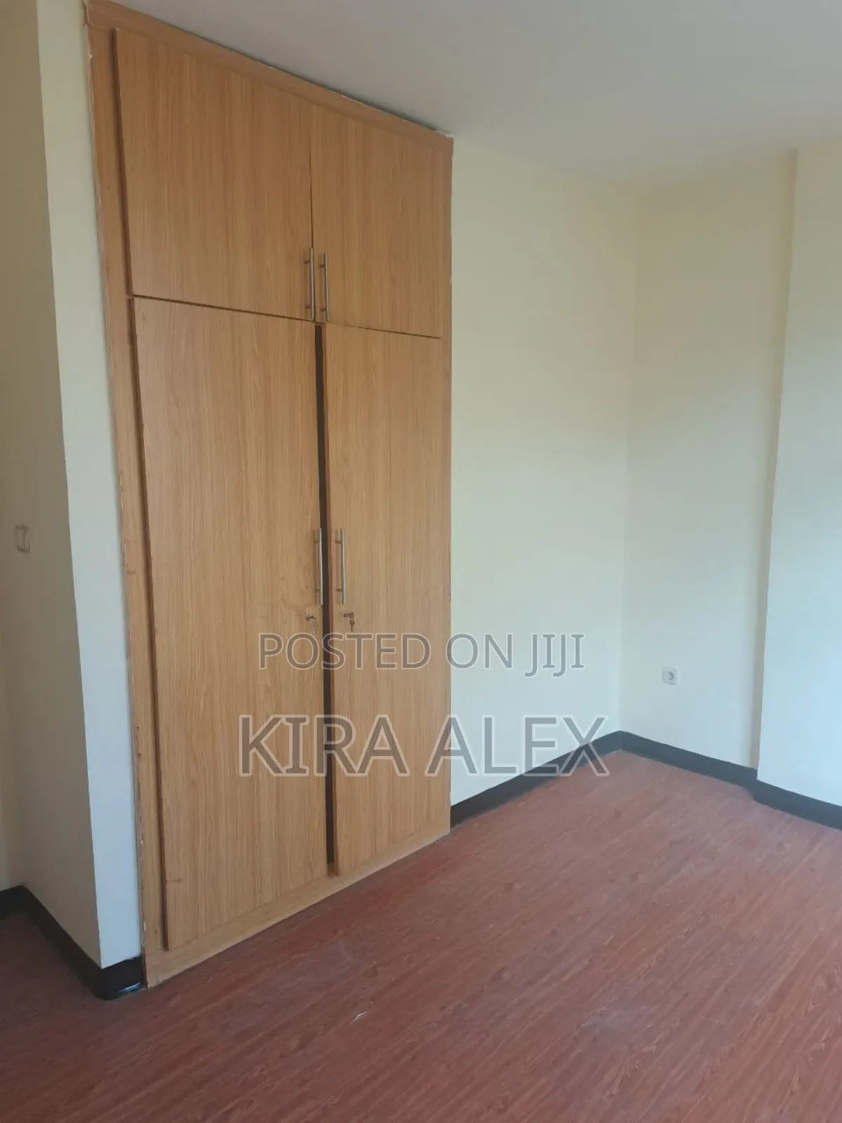 Furnished 4bdrm Apartment in Bole for sale