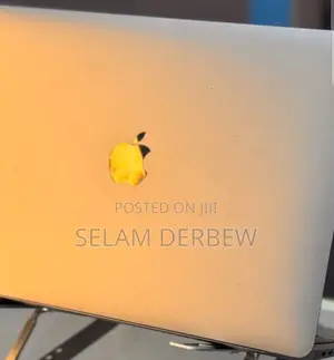 New Laptop Apple MacBook Air 2020 M1 8GB Apple M1 SSD 256GB