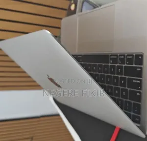 Photo - New Laptop Apple MacBook Air 2020 M1 8GB Intel Core I5 SSD 256GB