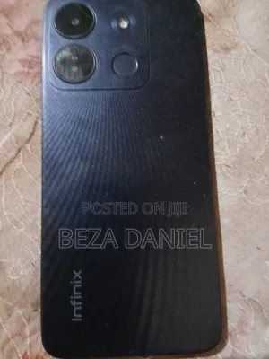 Photo - Infinix Smart 7 HD 64 GB Black
