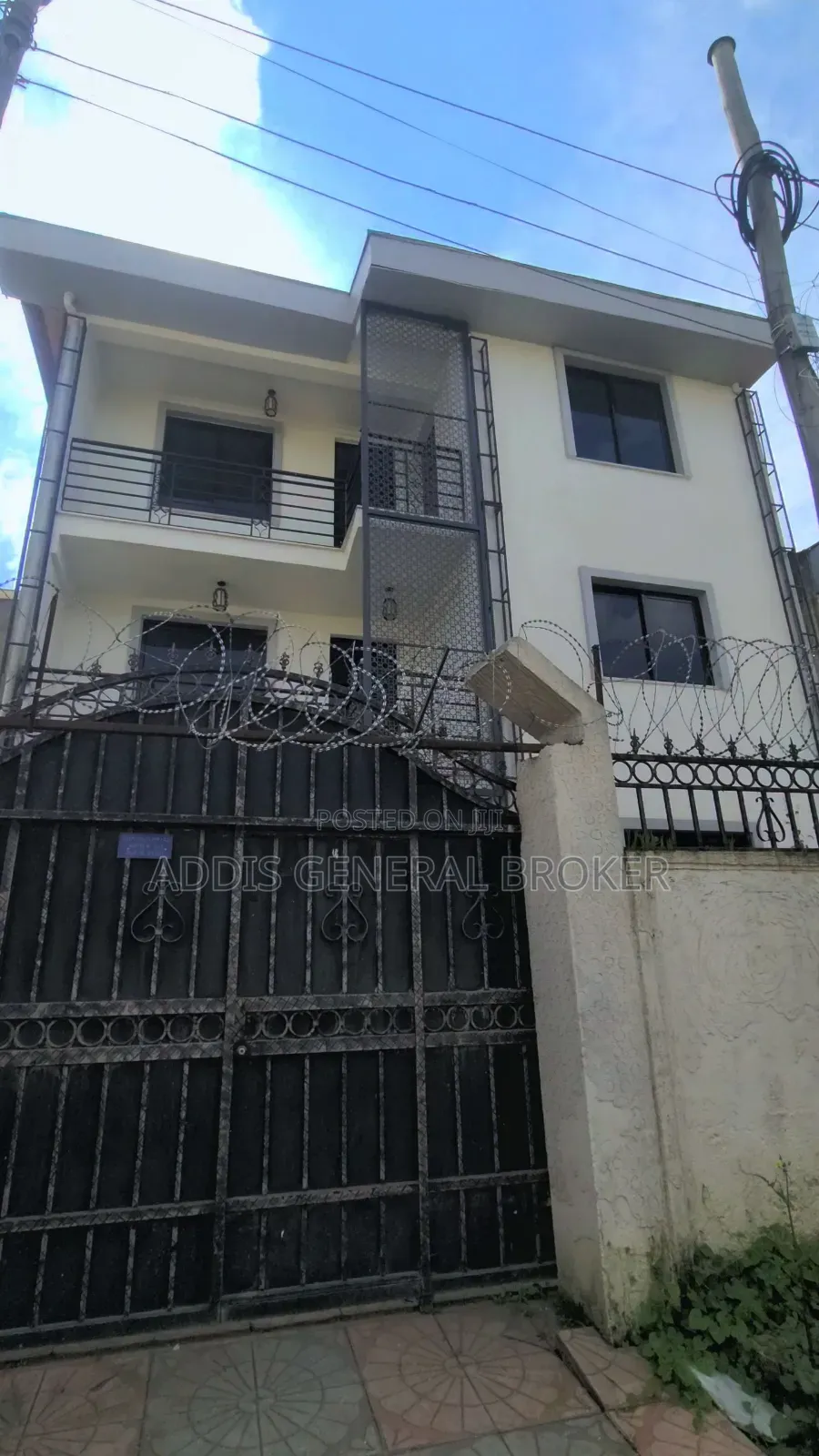 6bdrm House in Bulbula, Bole for sale