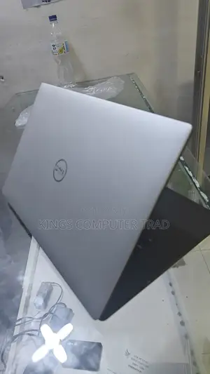 Photo - New Laptop Dell Precision 5530 32GB Intel Core I7 SSD 1T