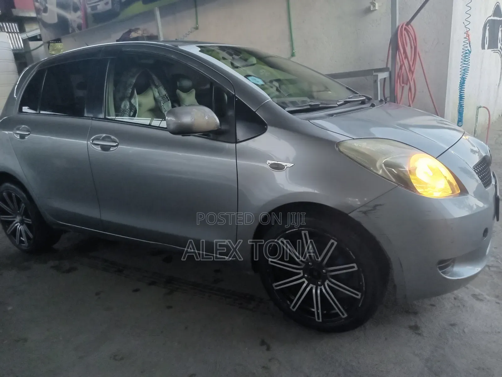 Toyota Yaris 2006 Gray