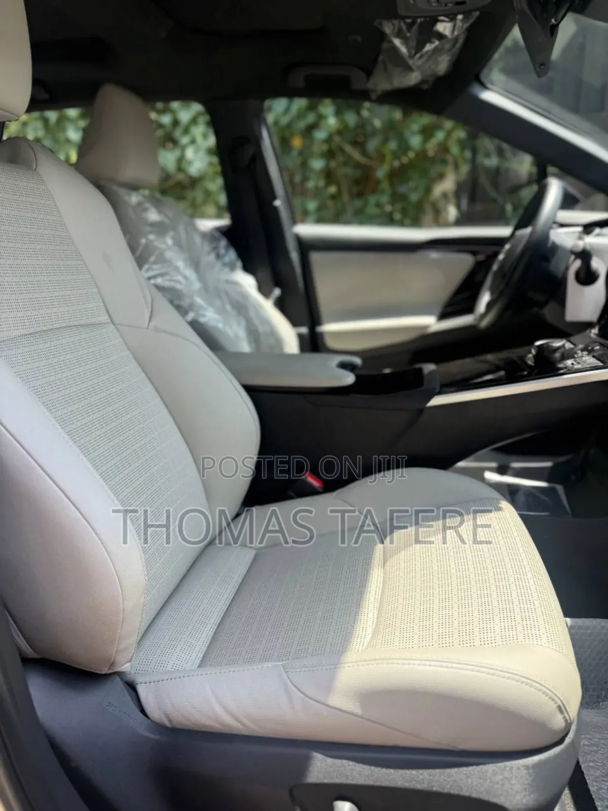 Toyota bZ4X 2023 Gold