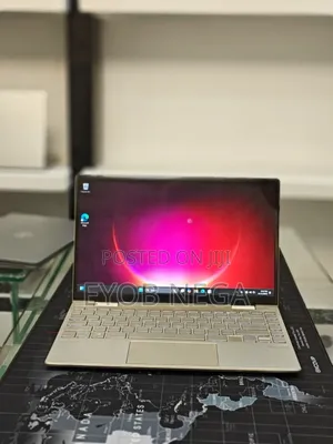 Laptop HP Envy X360 8GB Intel Core I7 SSD 1T