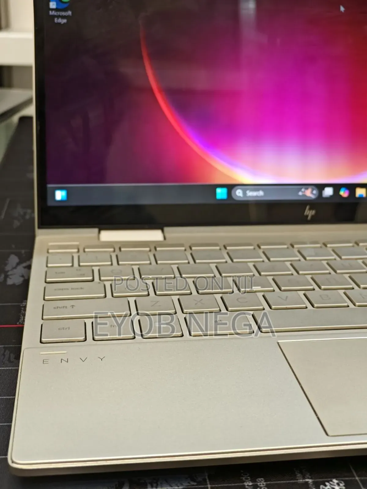 Laptop HP Envy X360 8GB Intel Core I7 SSD 1T