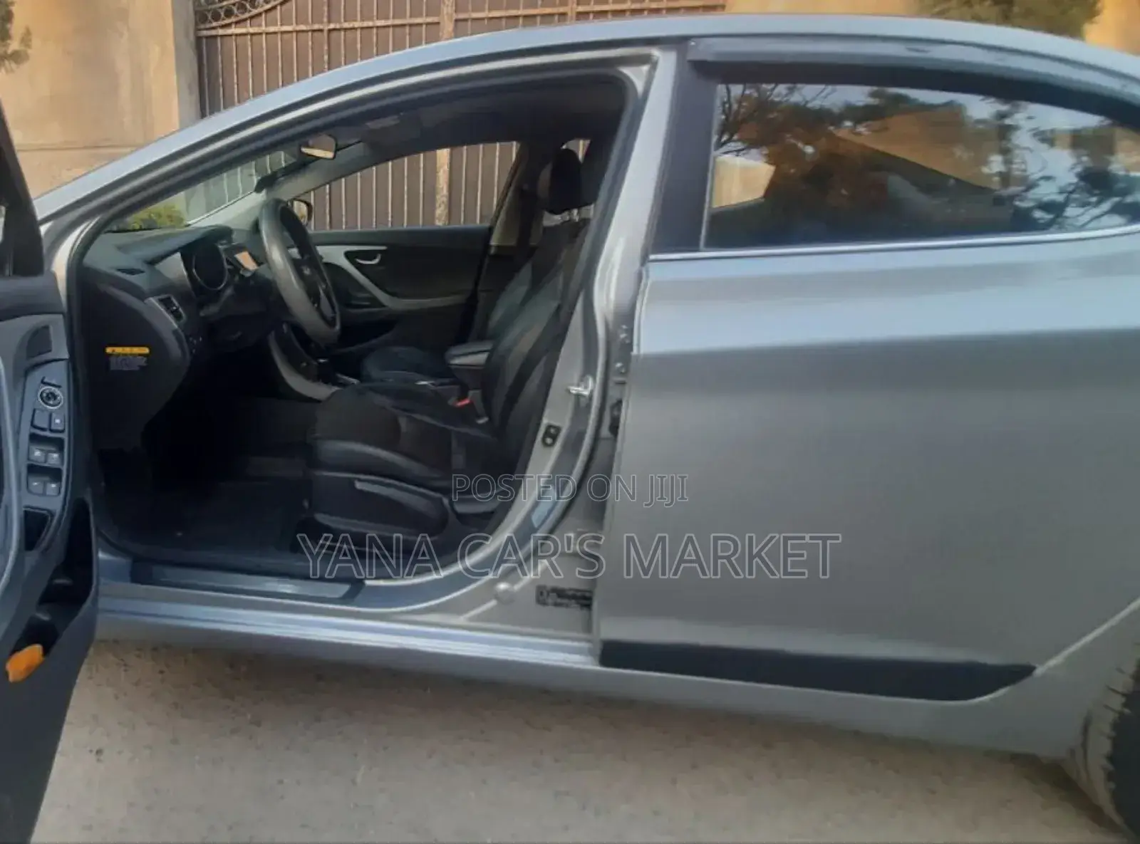 Hyundai Avante 2015 Gray