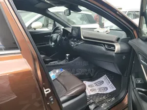 Toyota C-HR 2017 Brown