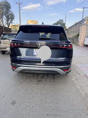 Volkswagen ID.6 2023 Blue