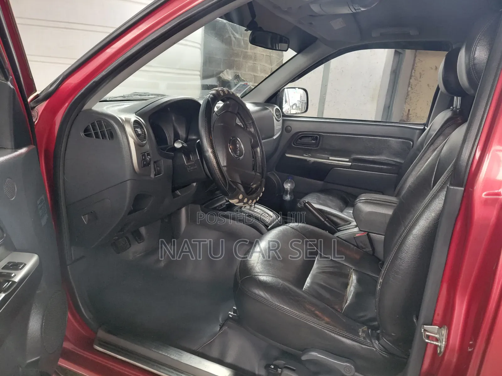 Isuzu D-MAX 2008 Red