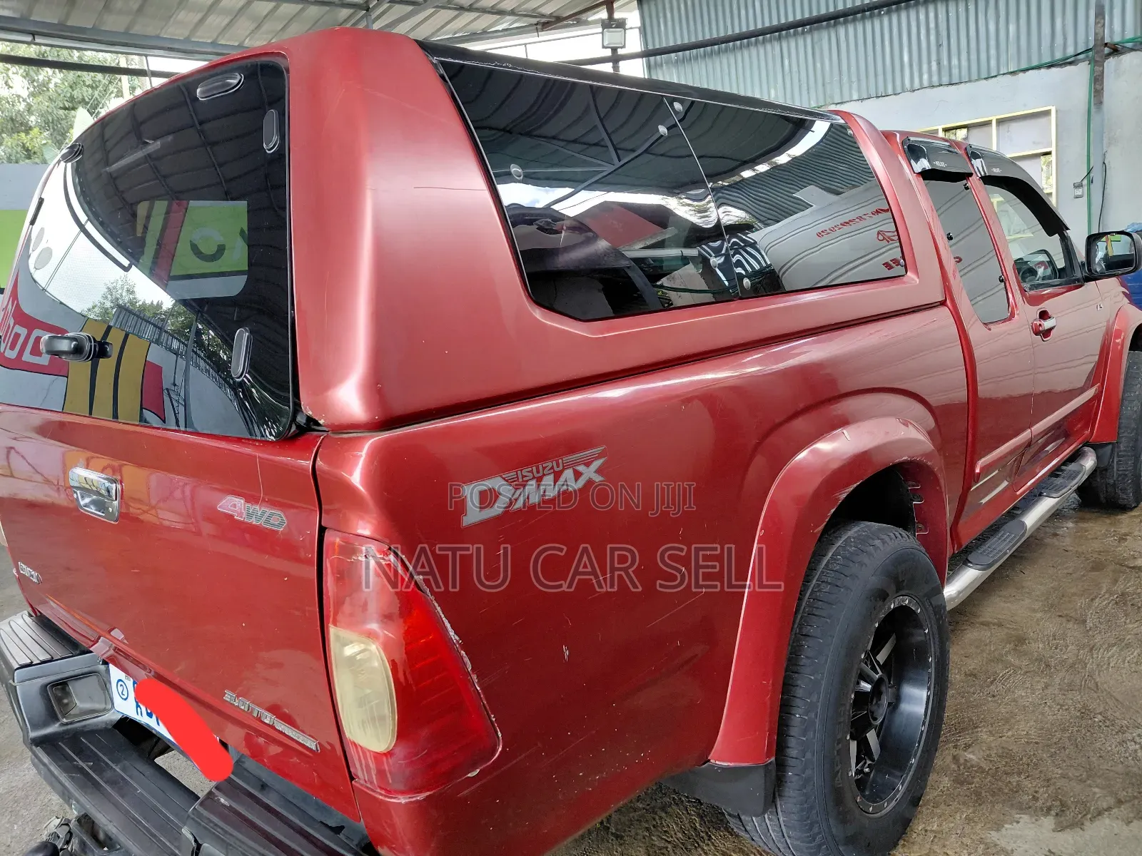 Isuzu D-MAX 2008 Red