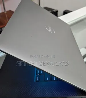 New Laptop Dell Precision 5540 16GB Intel Core I5 SSD 256GB