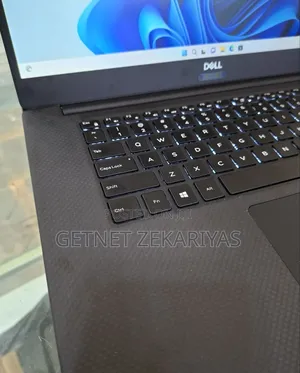 New Laptop Dell Precision 5540 16GB Intel Core I5 SSD 256GB