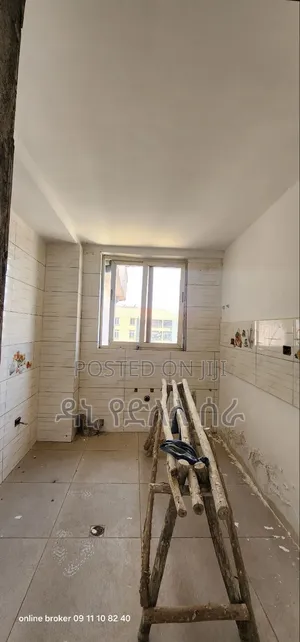 2bdrm Condo in አዲስ አበባ, Bole for sale