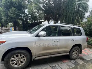 Toyota Land Cruiser 4.5 V8 GX-R 2013 Silver