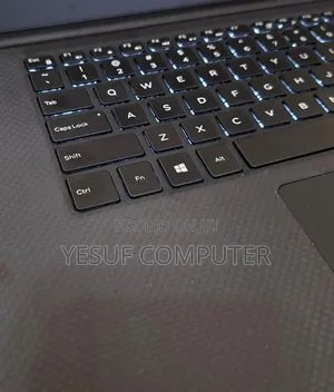 New Laptop Dell Precision 5540 16GB Intel Core I5 SSD 256GB