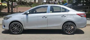 Toyota Yaris 2014 Silver