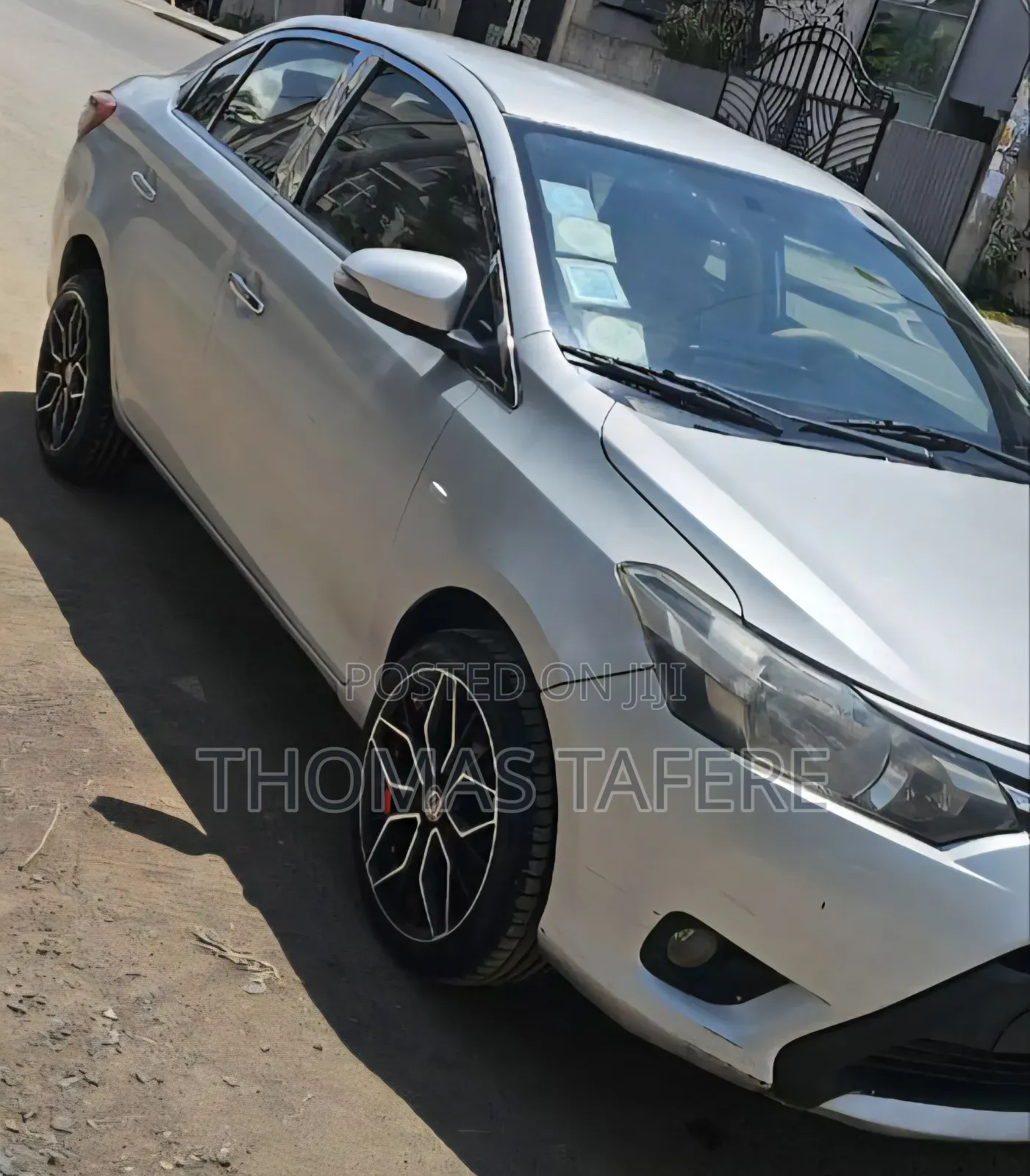 Toyota Yaris 2014 Silver