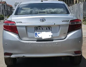 Toyota Yaris 2014 Silver