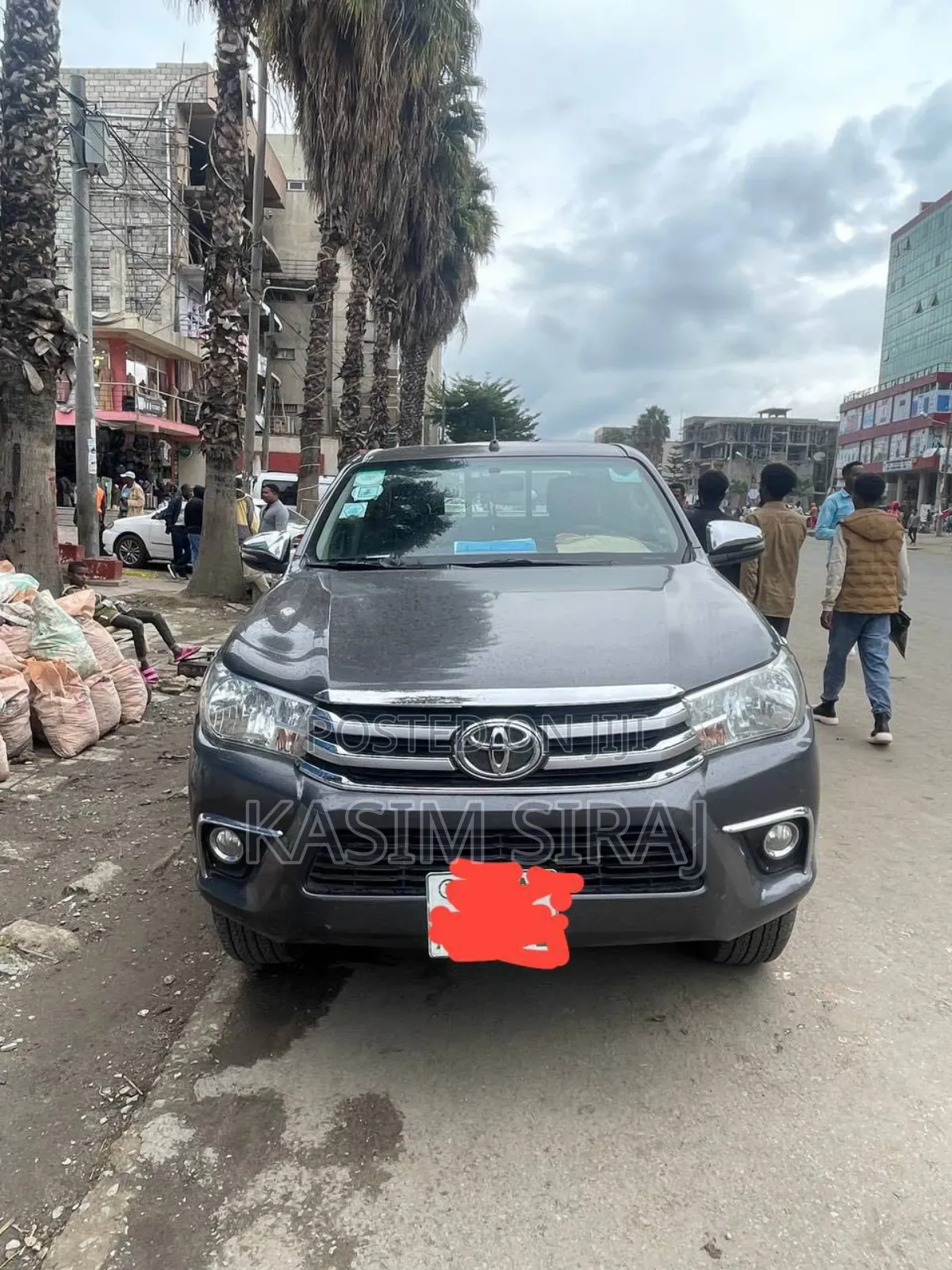 Toyota Hilux Revo Double Cab Deisel 2.4 AWD 2019 Gray