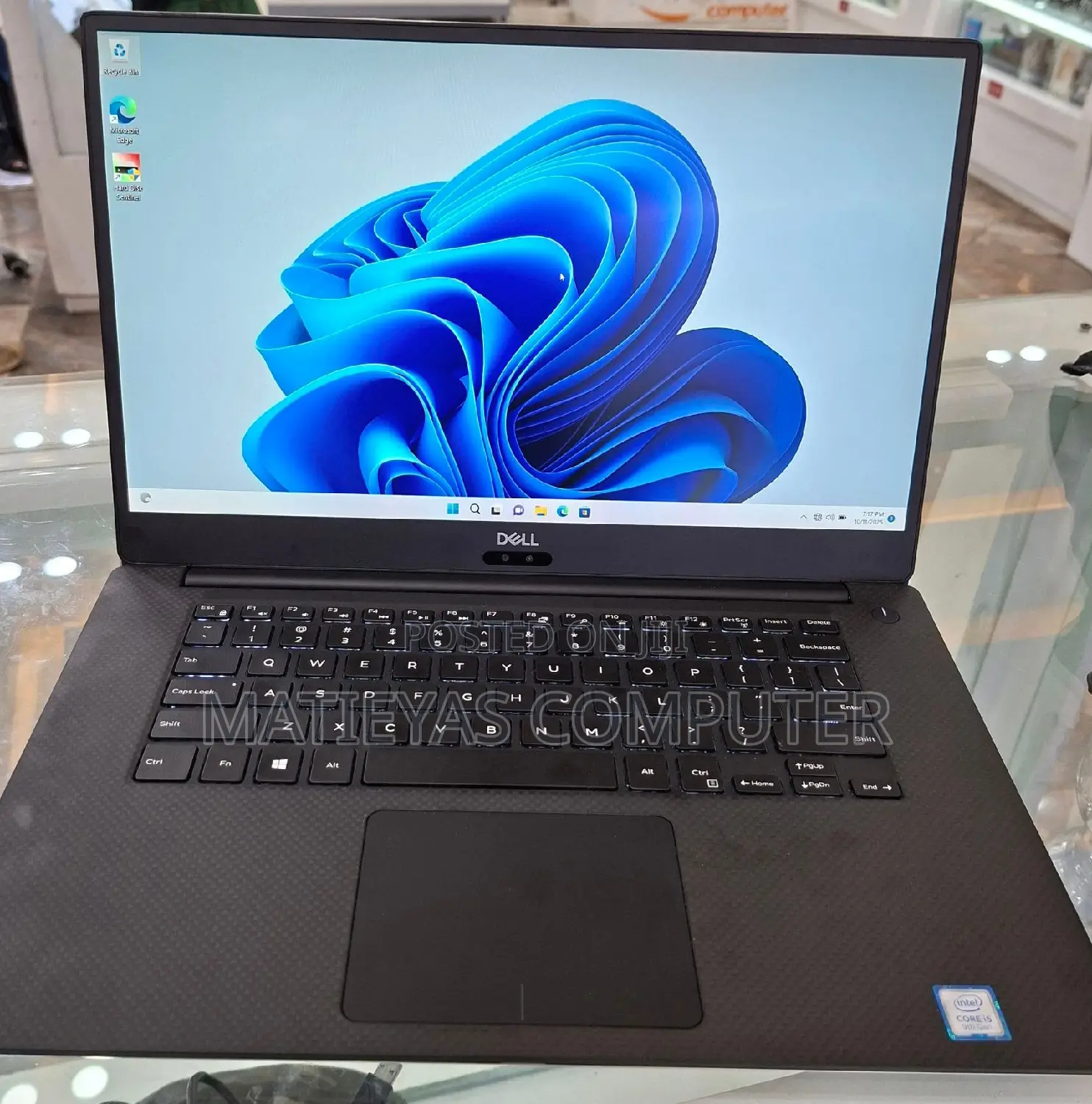 New Laptop Dell Precision 5540 16GB Intel Core I5 SSD 256GB