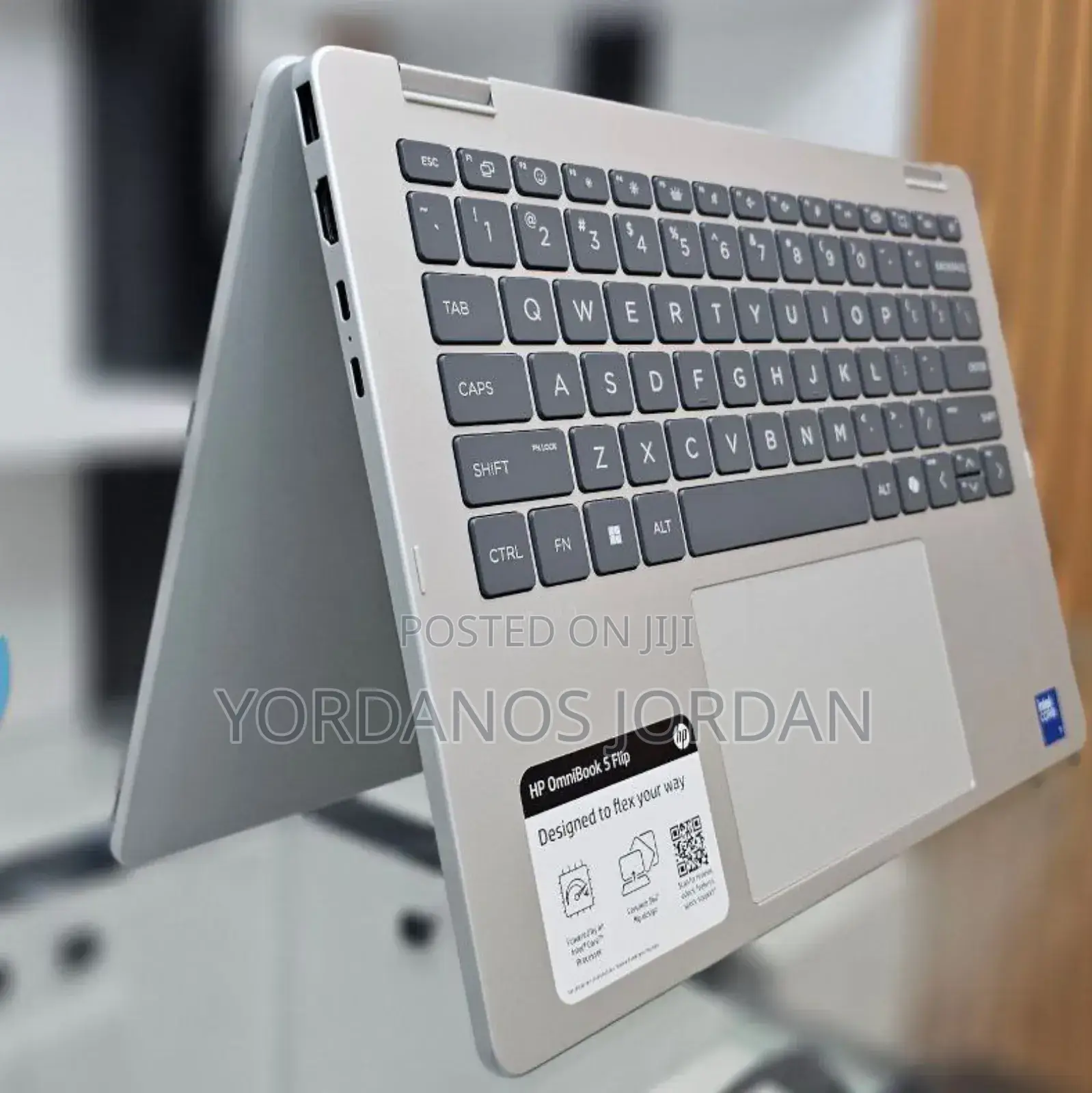 New Laptop HP OmniBook 5 Flip 16GB Intel Core I7 SSD 512GB