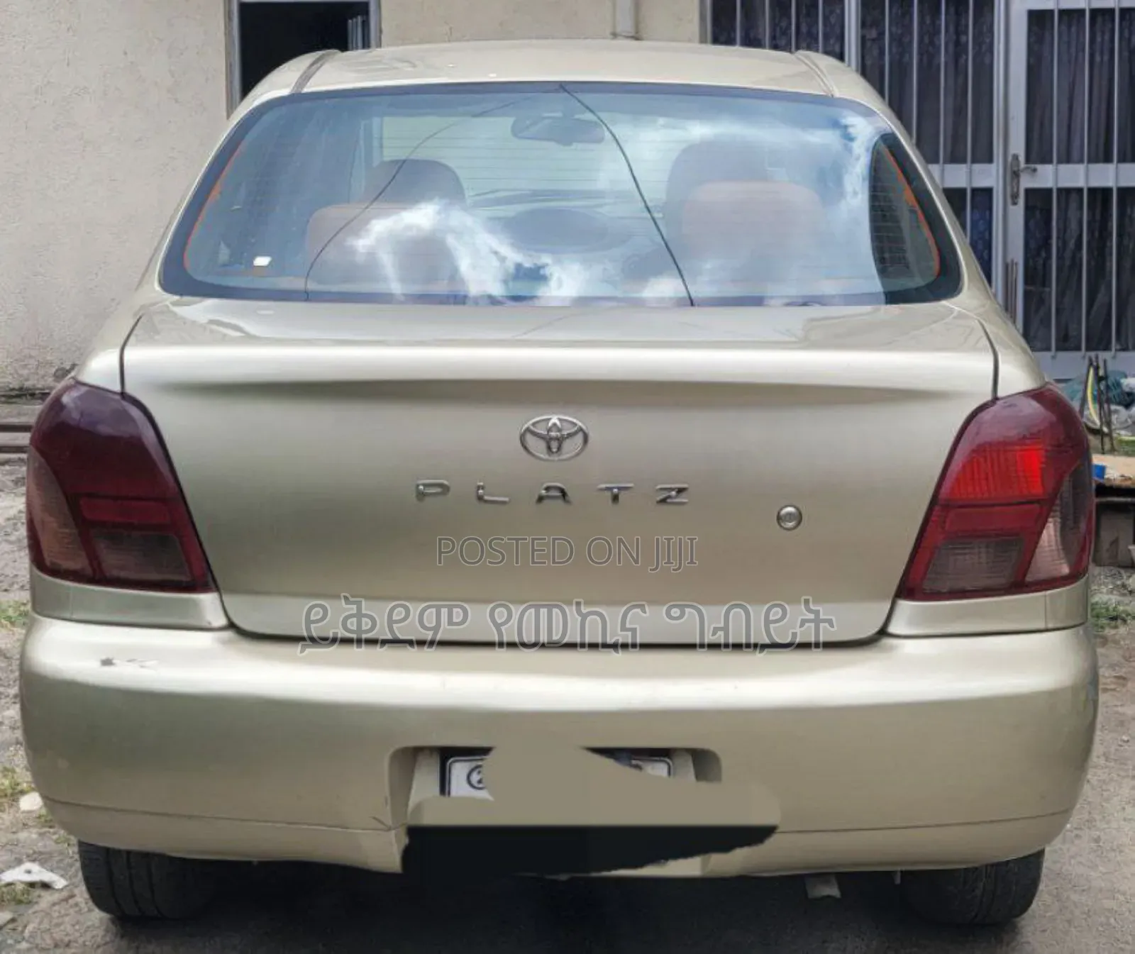 Toyota Platz 2000 Silver