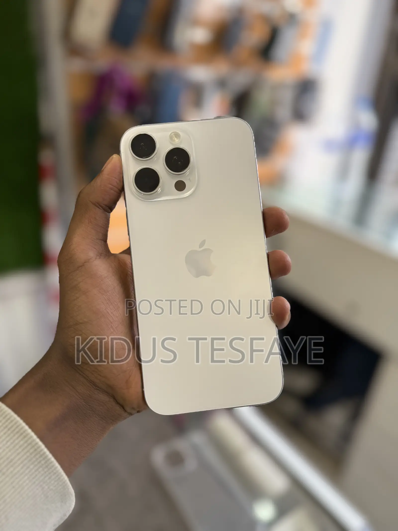 Apple iPhone 16 Pro Max 256 GB White