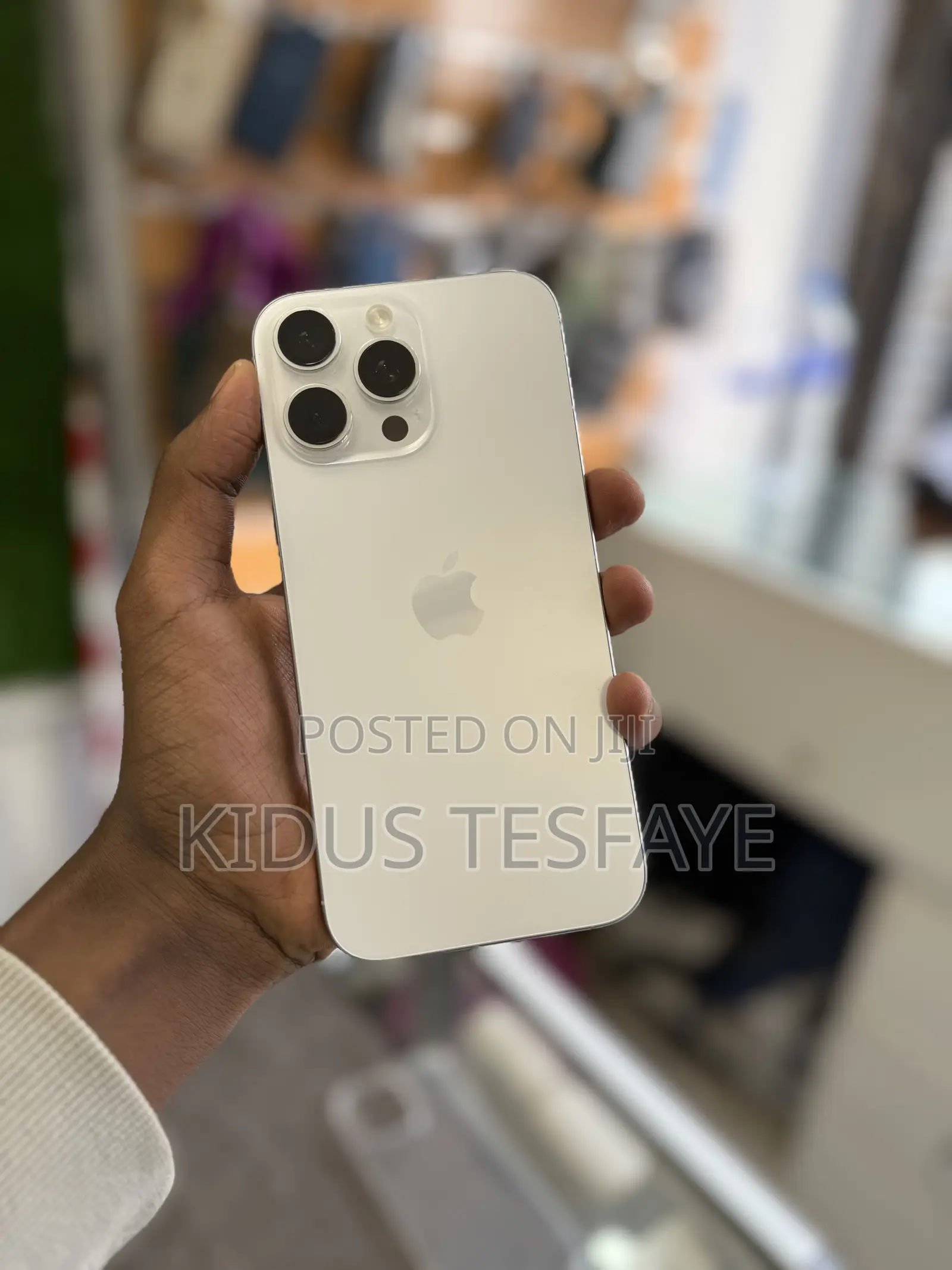 Apple iPhone 16 Pro Max 256 GB White