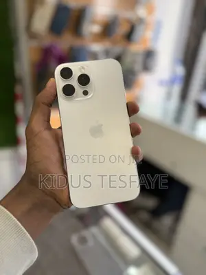Apple iPhone 16 Pro Max 256 GB White