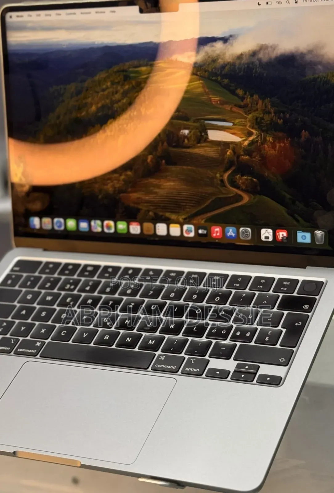 New Laptop Apple MacBook Air 2022 M2 8GB Apple M2 SSD 256GB