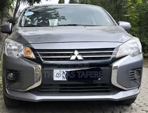 Photo - Mitsubishi Attrage 2021 Silver