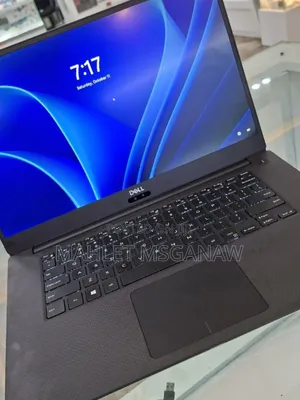 New Laptop Dell Precision 5540 16GB Intel Core I5 SSD 256GB