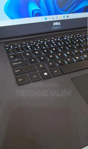 New Laptop Dell Precision 5540 16GB Intel Core I5 SSD 256GB