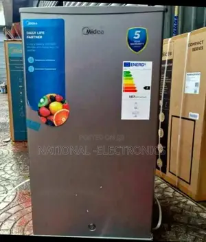 Photo - Midea Refrigerator Mini 1door 142 Model 93liter Fridge