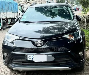 Photo - Toyota RAV4 2017 Black