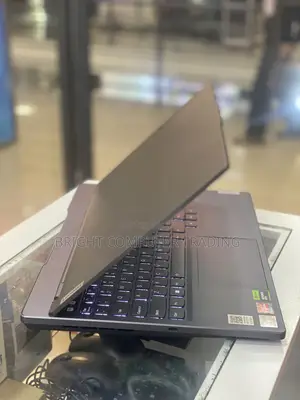 New Laptop Lenovo 16GB Intel Core I7 SSD 1T