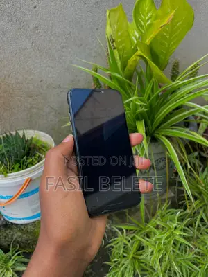 Apple iPhone X 64 GB Black