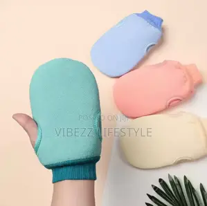 Photo - Exfoliating Bath Scrub Glove