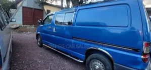 Toyota HiAce 2011 Blue